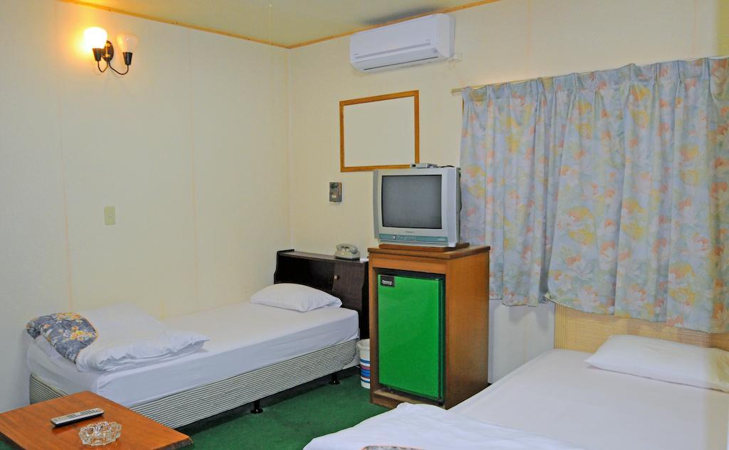 Yoshida Hotel Okinawa Dış mekan fotoğraf
